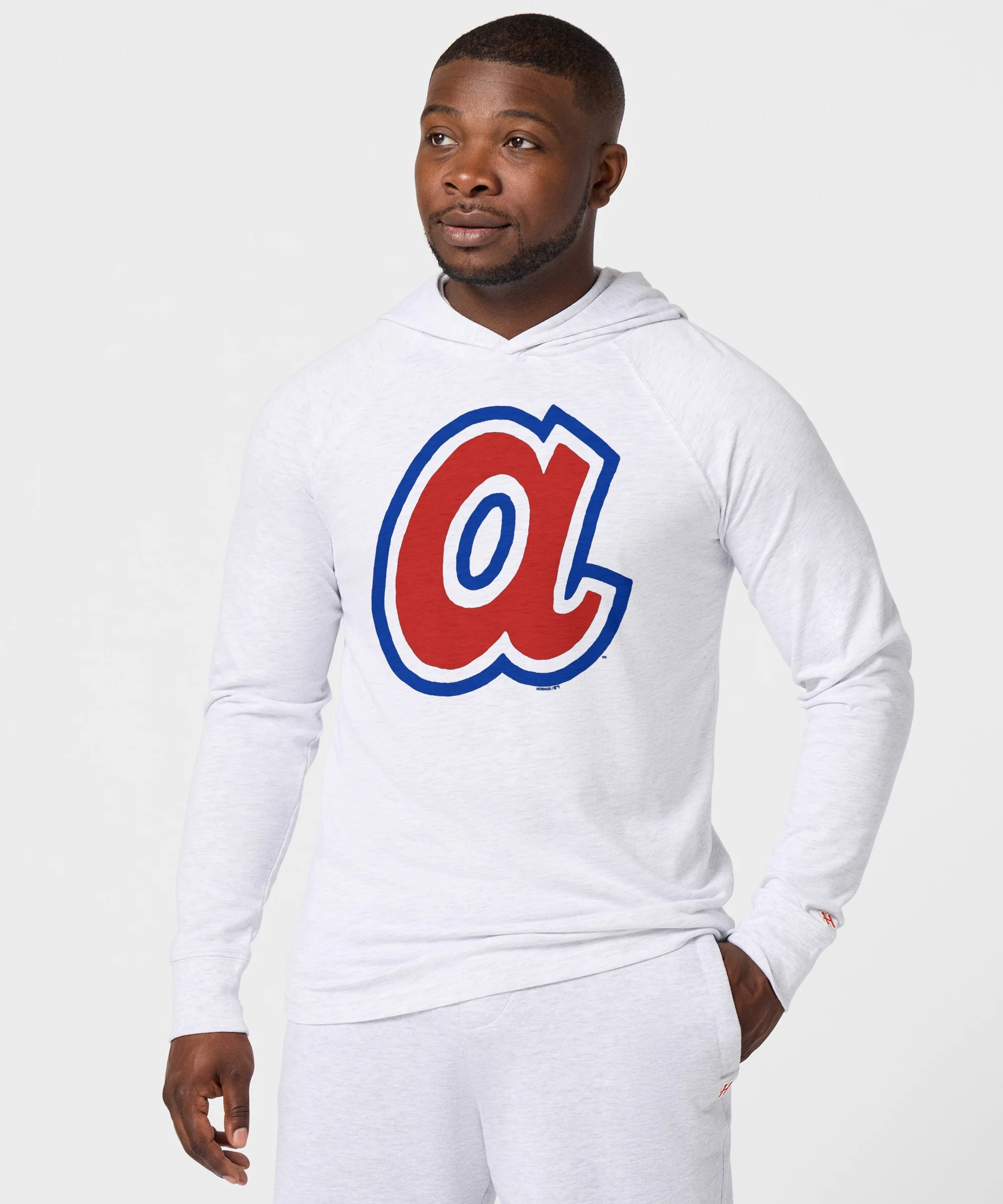 Atlanta Braves Cap Logo '72 Lightweight Hoodie - Image 3