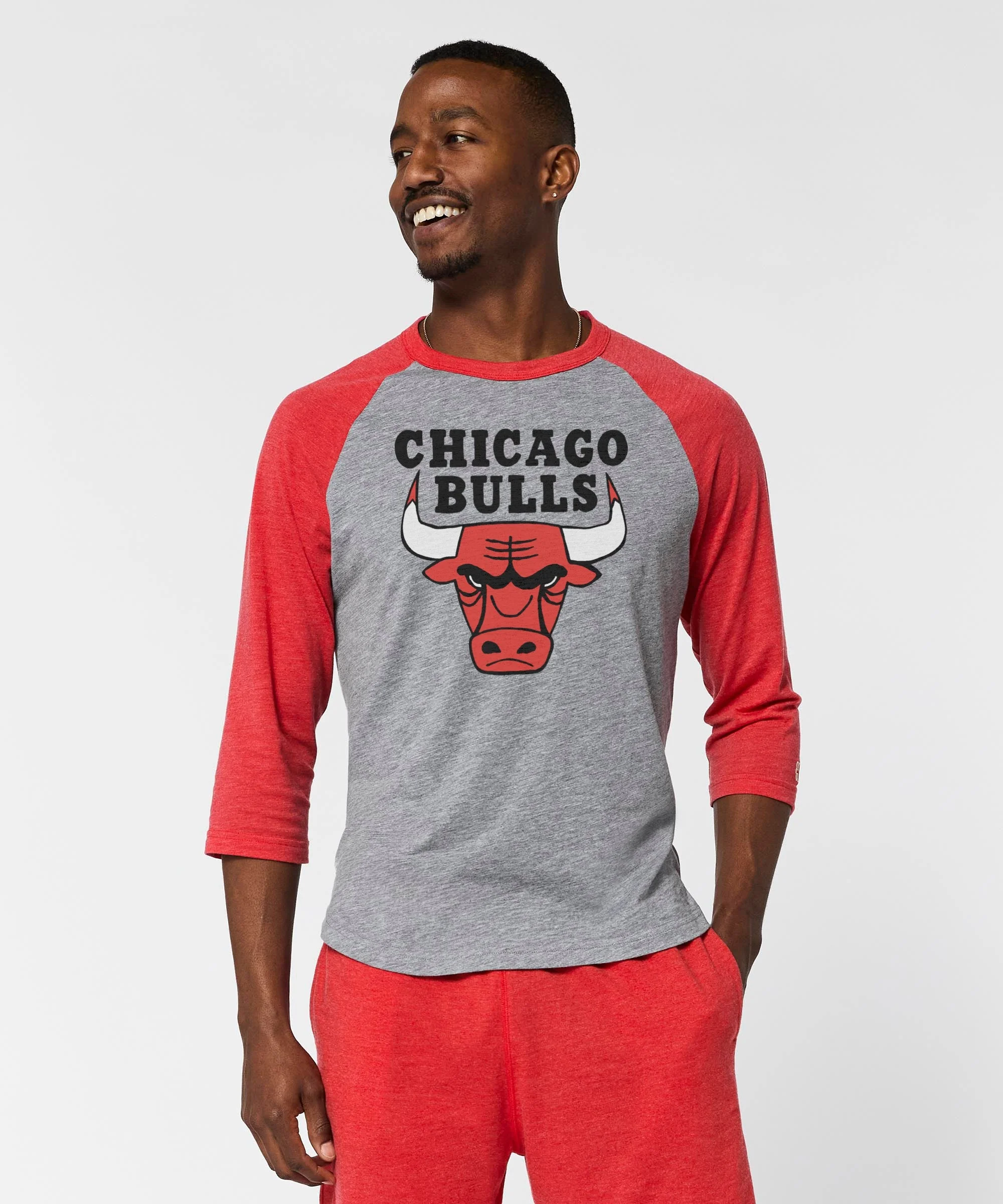 Chicago Bulls Logo Raglan - Image 3