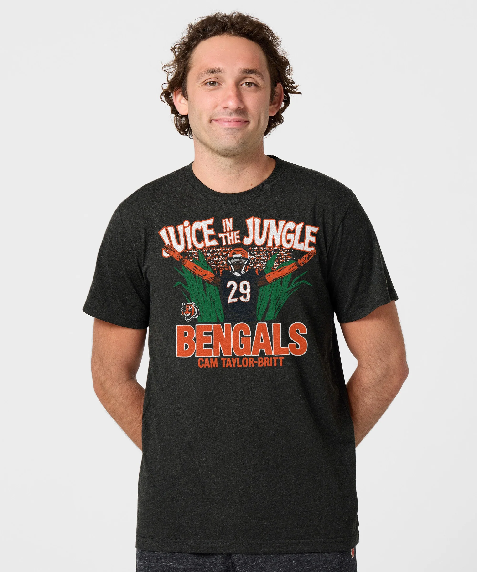 Cincinnati Bengals Cam Taylor-Britt - Image 3