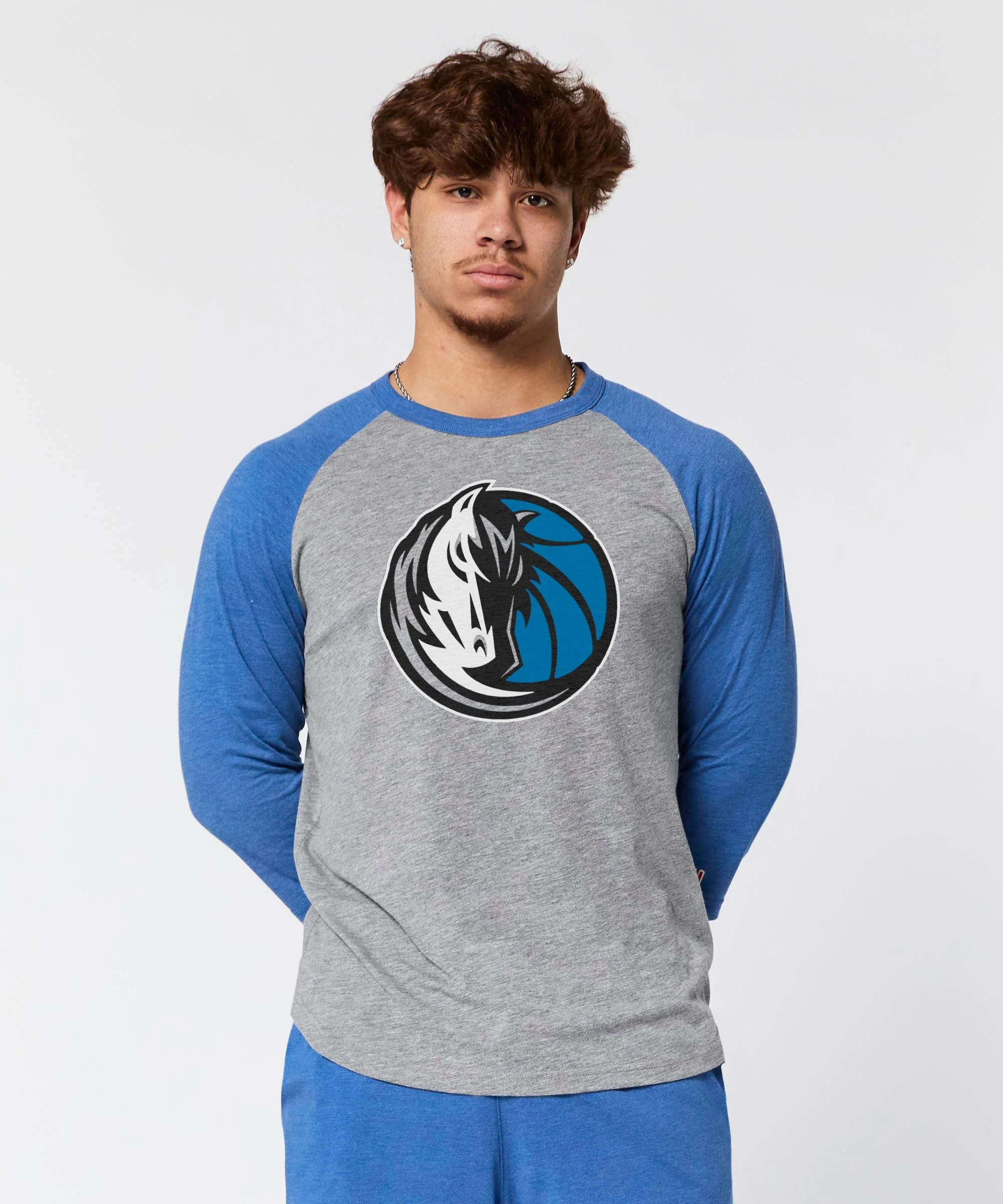 Dallas Mavericks Logo Raglan - Image 3