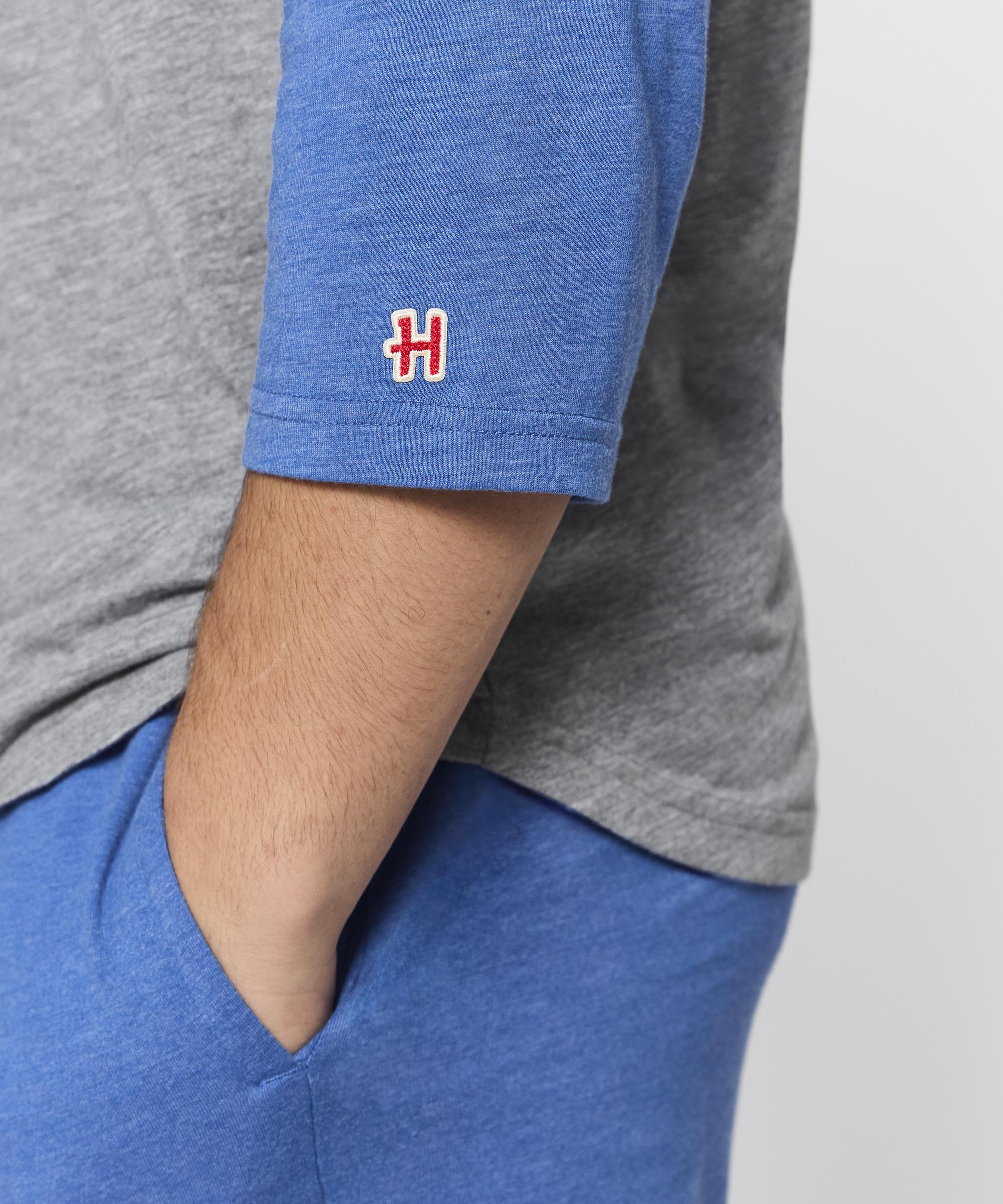 Detroit Pistons Logo Raglan - Image 5