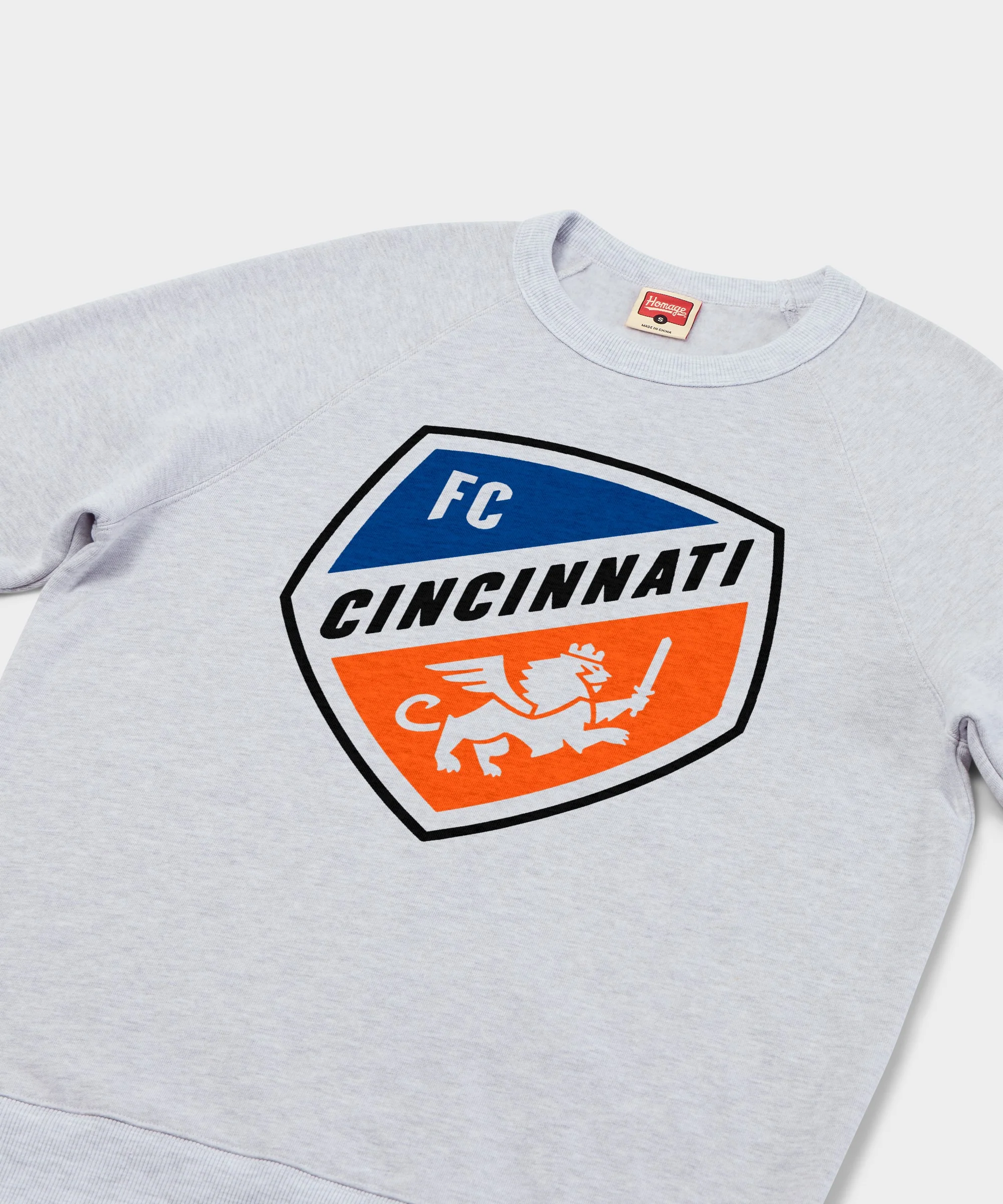 FC Cincinnati '19 Crewneck - Image 4