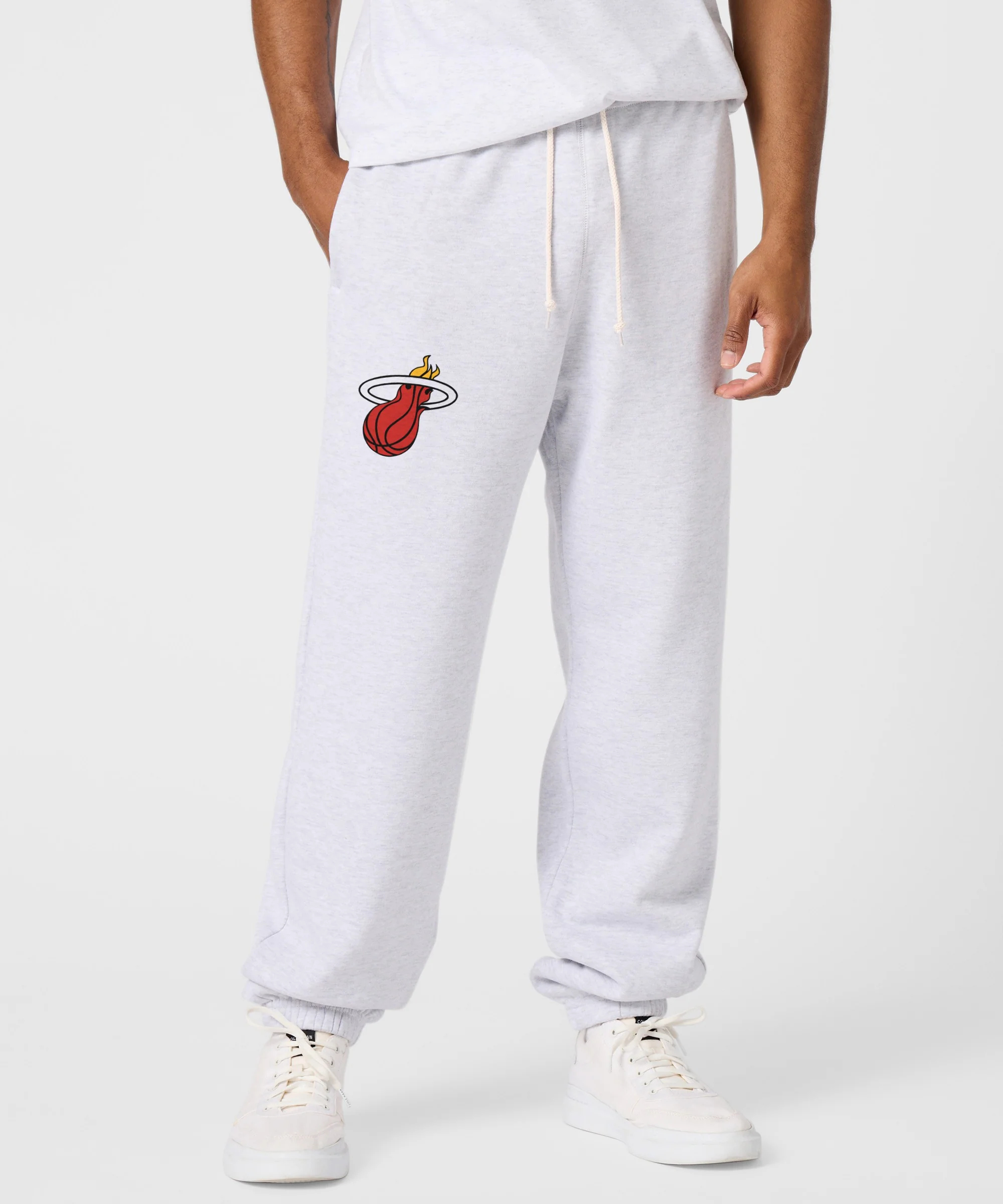 Miami Heat Logo Sweatpants - Image 3