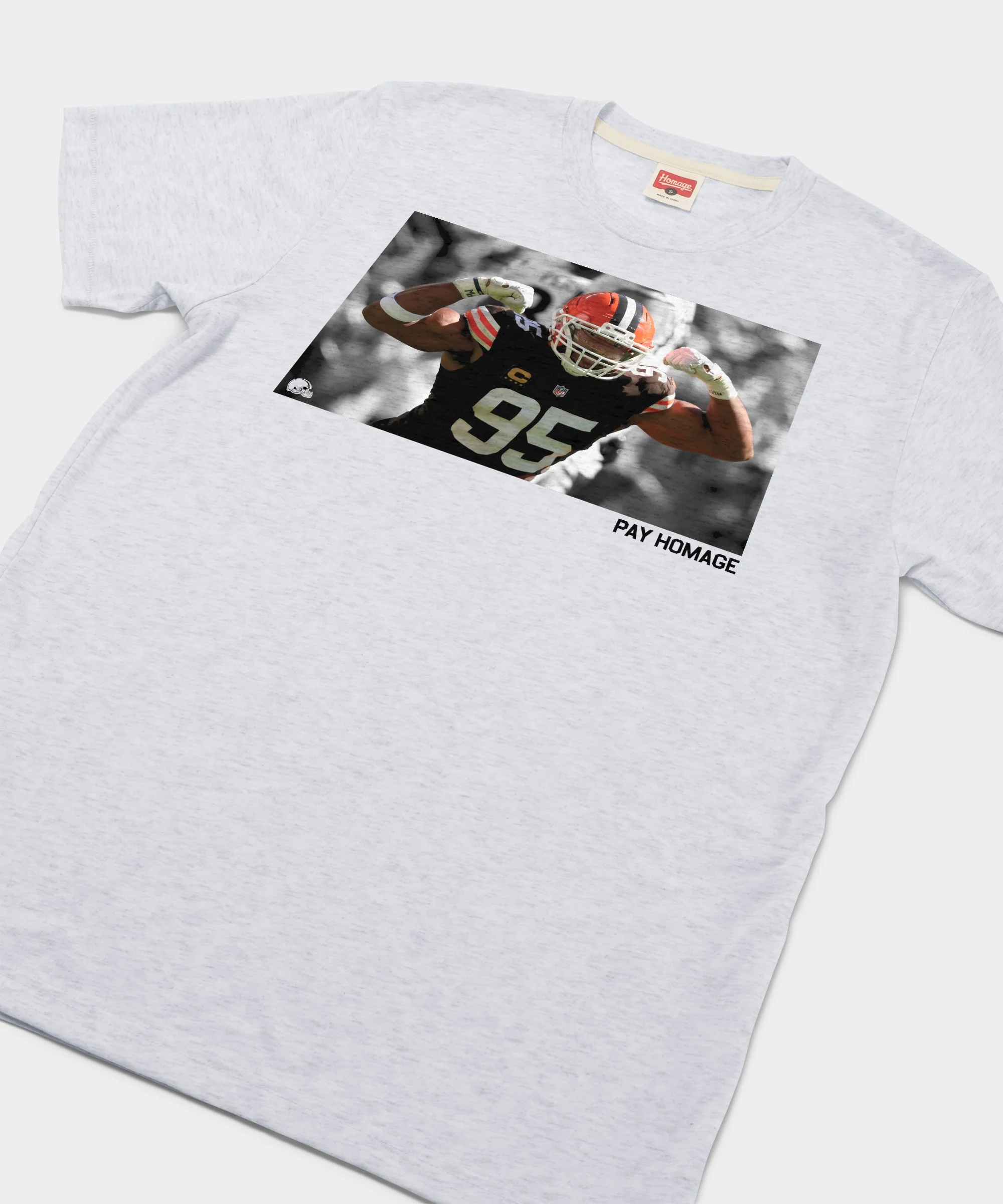 Myles Garrett Pay Homage - Image 2