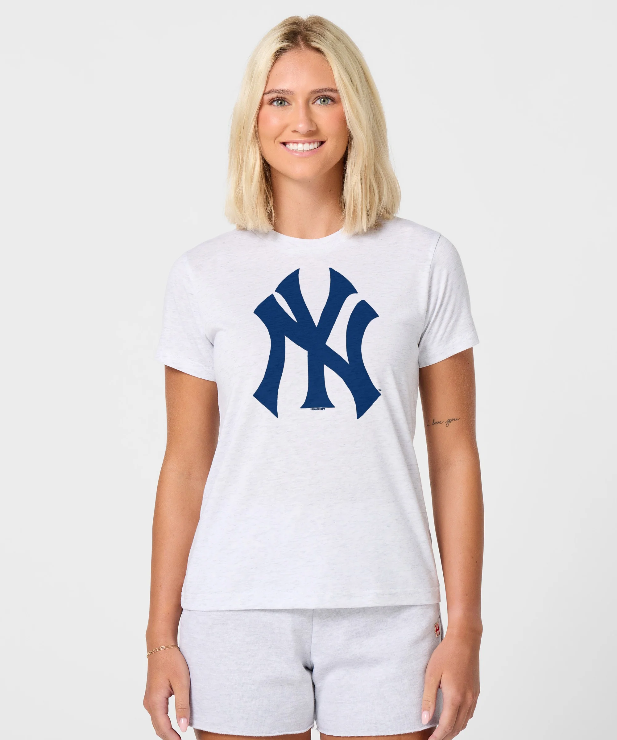 Women's New York Yankees Cap Logo '68 - Image 5